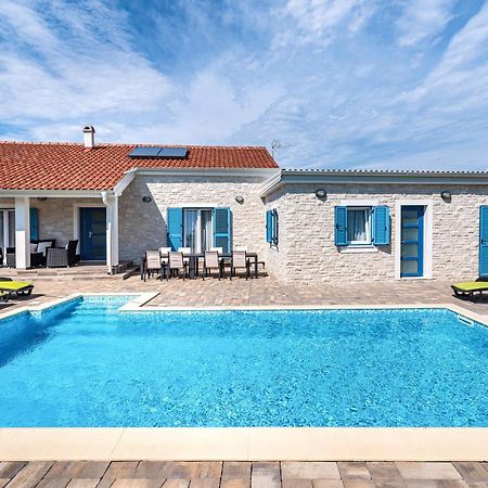Beautiful Home In Privlaka With Wifi Экстерьер фото