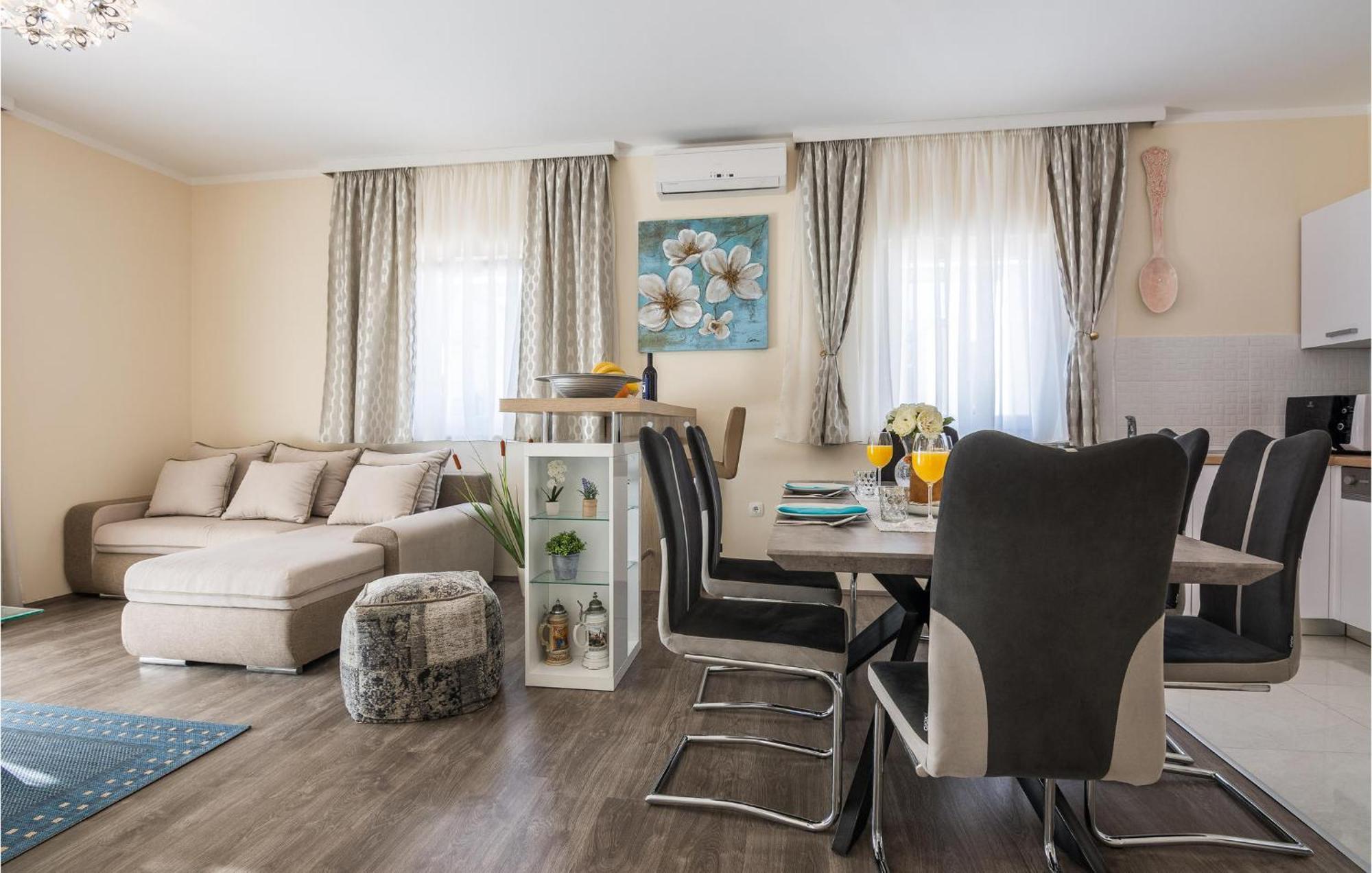 Beautiful Home In Privlaka With Wifi Экстерьер фото